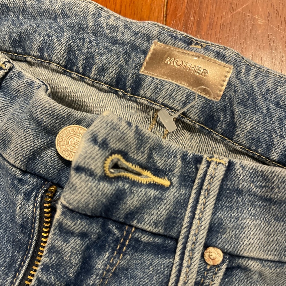 MOTHER brand jeans. Size 25.